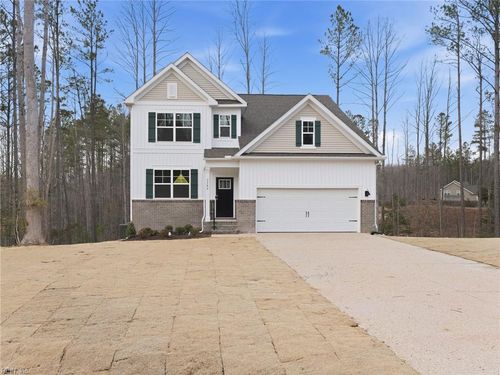 7614 Patriots Way, Gloucester, VA, 23061-5372 | Card Image