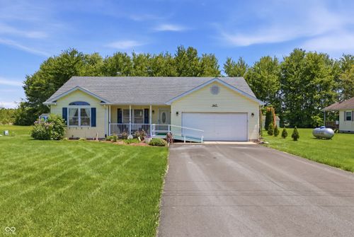 947 E Pueblo Trl, Greensburg, IN, 47240-7508 | Card Image