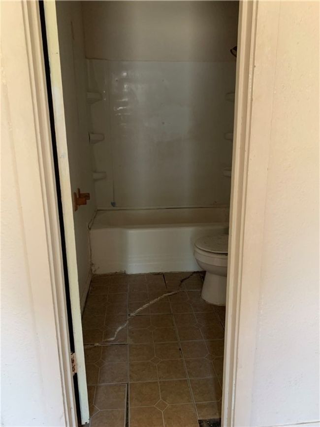 225 E Main St, House other with 3 bedrooms, 2 bathrooms and null parking in Bishop TX | Image 32