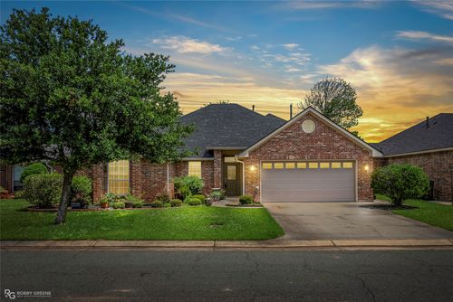 102 Willow Lake Blvd, Bossier City, LA, 71111-6719 | Card Image