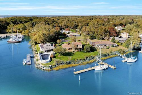 340 Robinson Rd, Greenport, NY, 11944-1200 | Card Image