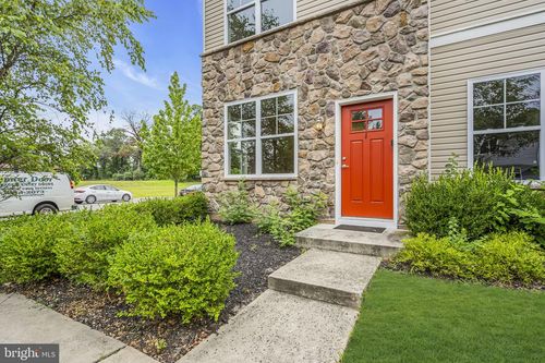 1 Rowand Way E, CLEMENTON, NJ, 08021-4110 | Card Image