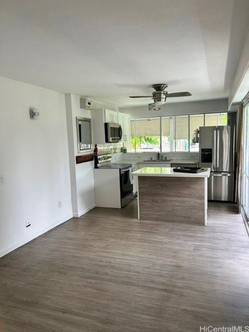 201-439 Keoniana St, Honolulu, HI, 96815-2086 | Card Image