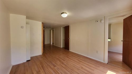 1-94 E Main St, Beacon, NY, 12508-3390 | Card Image