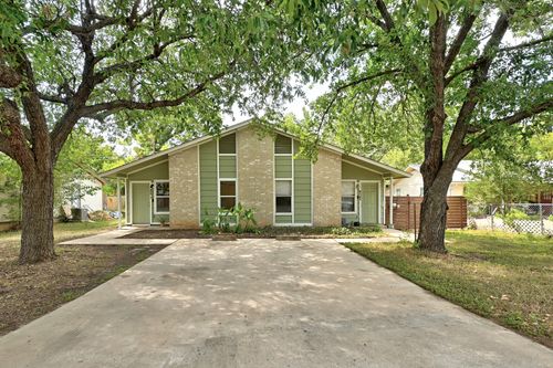 a-910 Bret Lane, Austin, TX, 78721 | Card Image