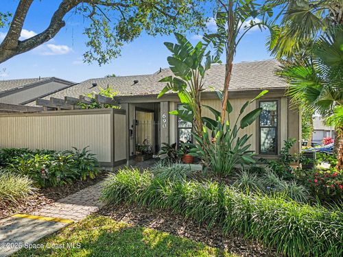 690 Lake Villas Dr, Altamonte Springs, FL, 32701-4909 | Card Image