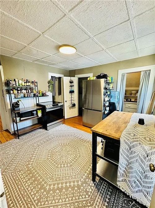 3-1071 Main St, Pawtucket, RI, 02860-4855 | Card Image