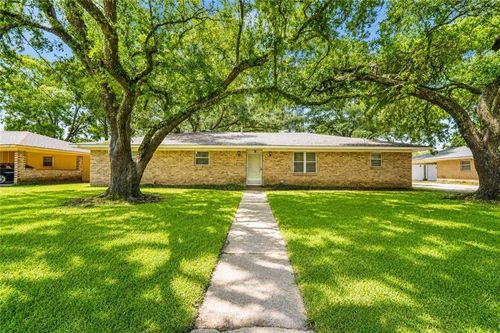 5609 Jeff Davis Dr, Alexandria, LA, 71302-2339 | Card Image