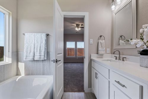 430 Cirrus Cir, Muenster, TX, 76252 | Card Image
