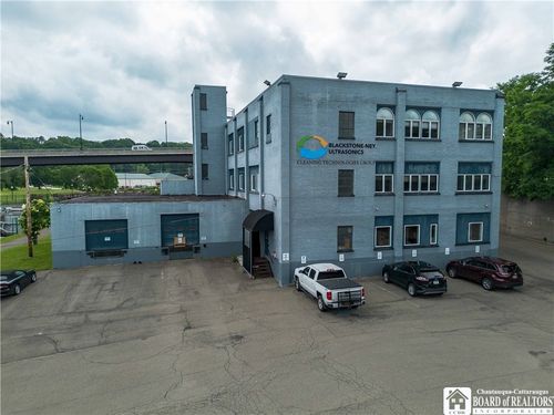 9 N Main St, Jamestown, NY, 14701-5213 | Card Image