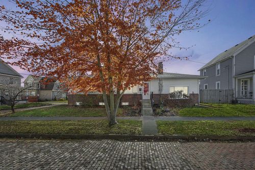 220 E Sugar St, Mount Vernon, OH, 43050-2555 | Card Image