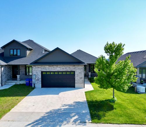 494 Ivings Dr, Port Elgin, ON, N0H2C3 | Card Image