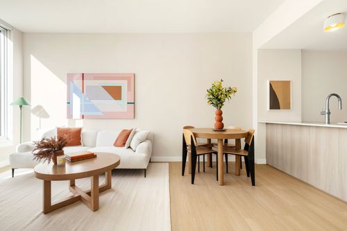 5j-280 W 24th Street, New York City, NY, 10011 | Card Image