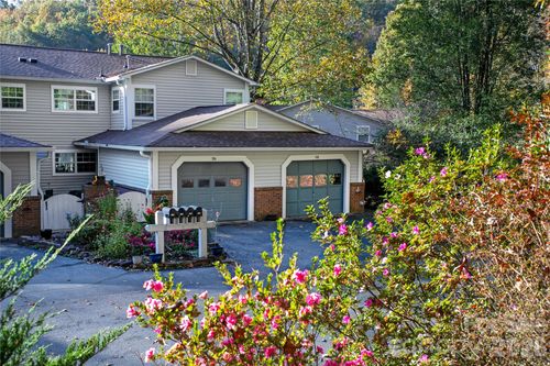 110 Lakeview Ct, Brevard, NC, 28712-9162 | Card Image