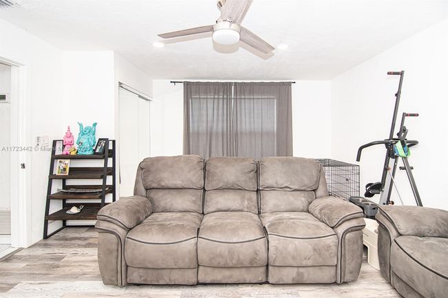 8612 Miramar Blvd, House other with 4 bedrooms, 2 bathrooms and null parking in Miramar FL | Image 25