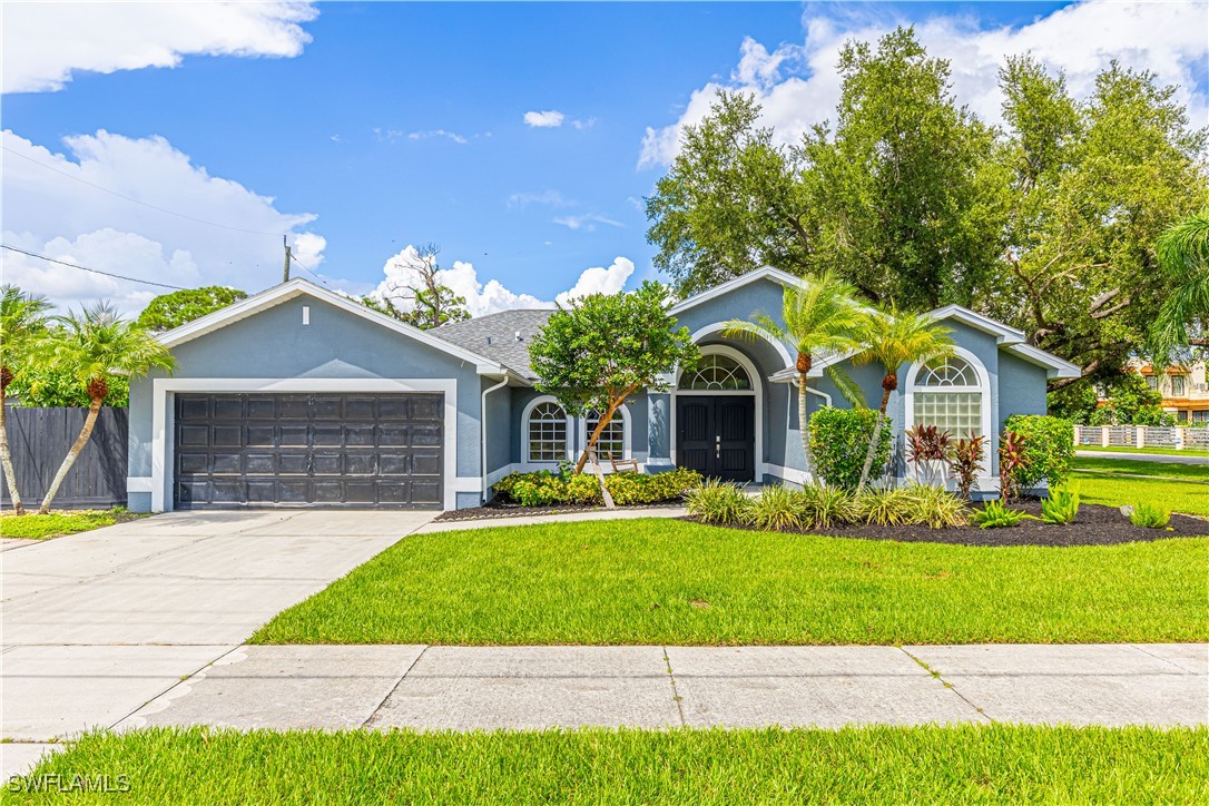Oakley Ave, Fort Myers, FL 33901