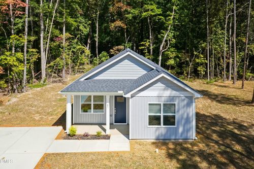 97 Gates St, Roxboro, NC, 27573-6081 | Card Image