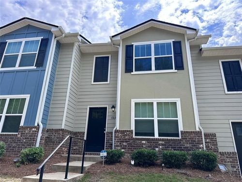 722 Keeshono St, Union City, GA, 30291-6411 | Card Image