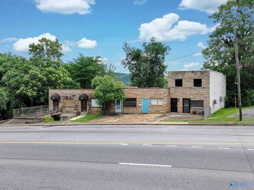 627 Gunter Ave, Guntersville, AL, 35976-1529 | Card Image