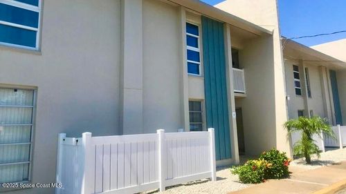 apt-f15-250 N Banana River Dr, MERRITT ISLAND, FL, 32952-2578 | Card Image