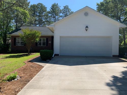 1455 Longleaf Dr E, Pinehurst, NC, 28374-8350 | Card Image