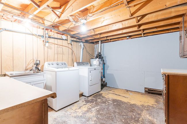 2537 3rd Ave E, House other with 3 bedrooms, 2 bathrooms and 5 parking in Owen Sound ON | Image 24