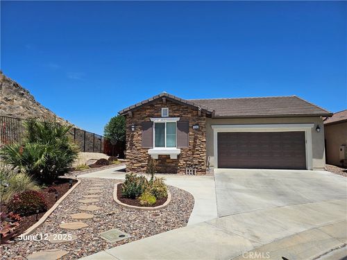 200 Janzen Way, Hemet, CA, 92545 | Card Image