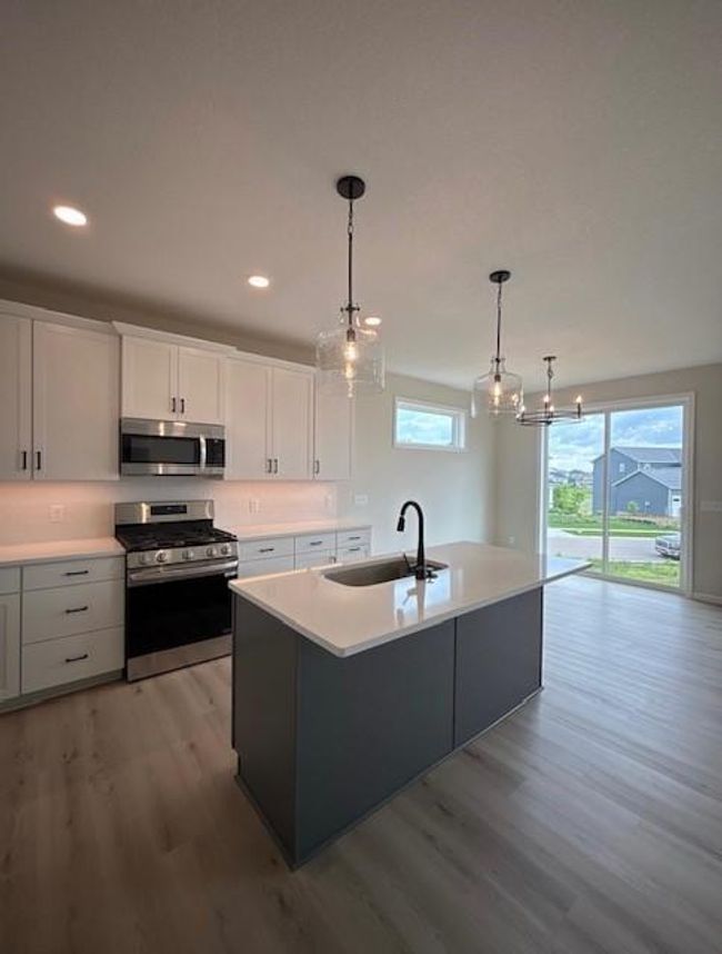 14578 Kingsview Ln N, House other with 5 bedrooms, 4 bathrooms and null parking in Dayton MN | Image 7