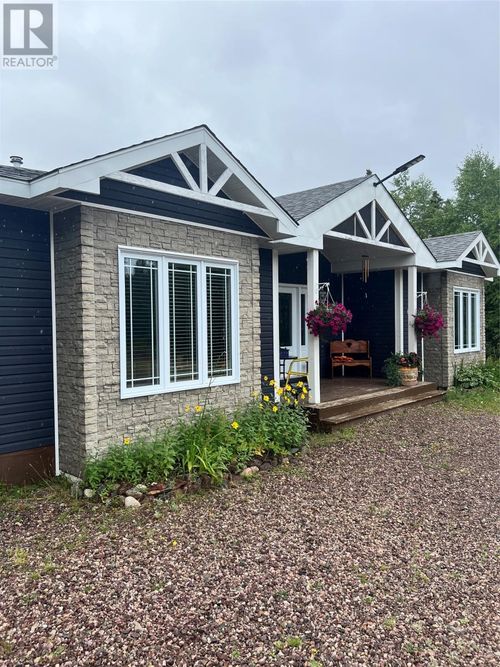 1 Park Lane, Springdale, NL, A0J1T0 | Card Image