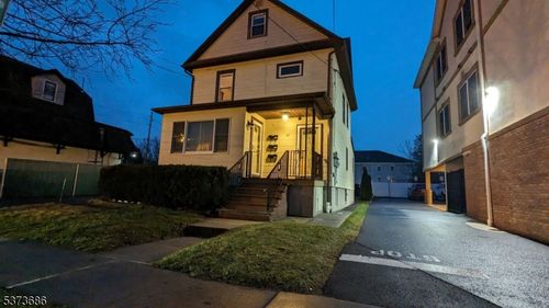 107 Madison Ave, Dunellen, NJ, 08812-1289 | Card Image