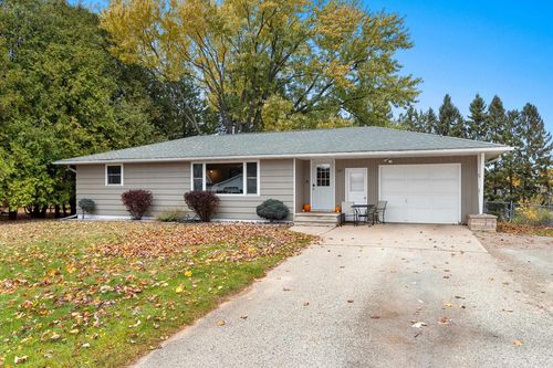 345 Wisconsin Street, Oconto Falls, WI, 54154 | Card Image