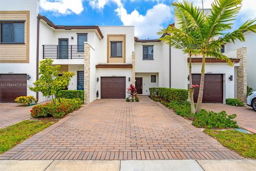 20865 Ne 7th Ct, Miami, FL, 33179-1364 | Card Image