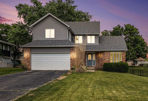 3587 Kingsway Dr, Crown Point, IN, 46307 | Card Image