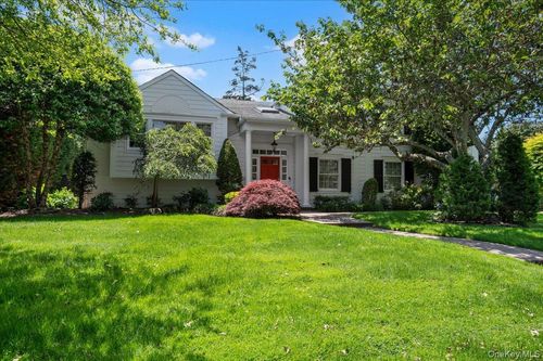 100 Cabot Rd, Massapequa, NY, 11758-8116 | Card Image