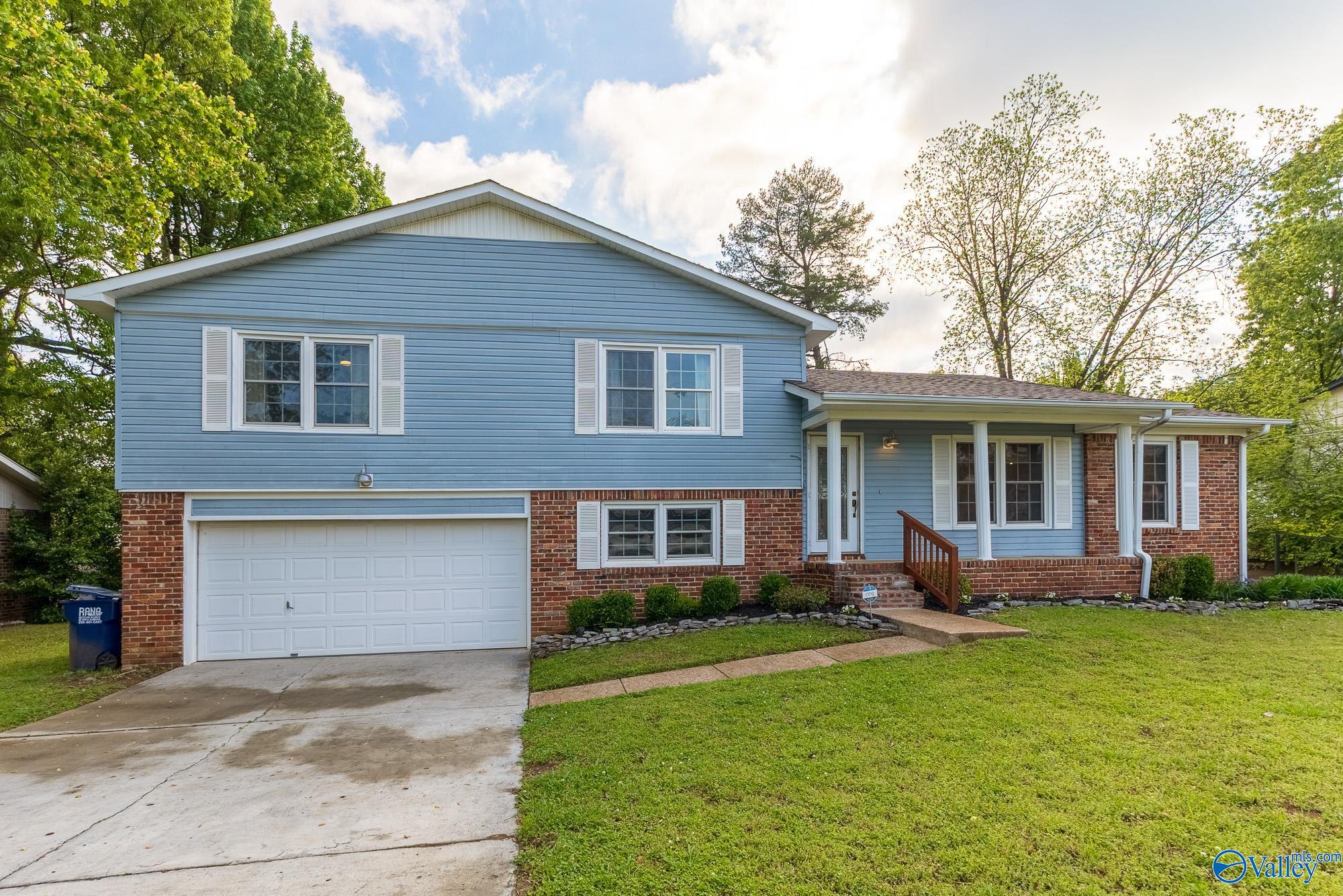 Crestfield Dr, Huntsville, AL 35803