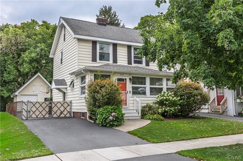 319 Ridgewood Dr, Syracuse, NY, 13206-2460 | Card Image