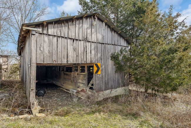 43 Joe Ridge Rd, Home with 3 bedrooms, 1 bathrooms and 1 parking in Celina TN | Image 32