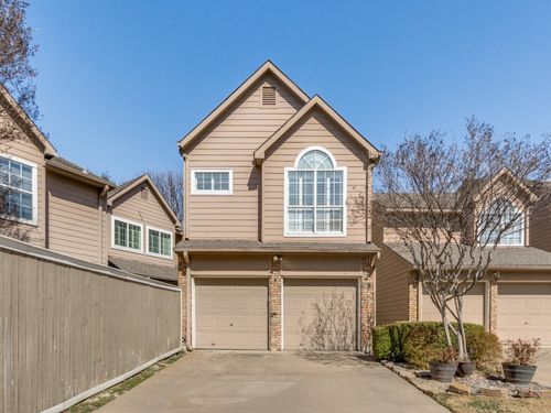 8417 Towneship Ln, Dallas, TX, 75243-8040 | Card Image