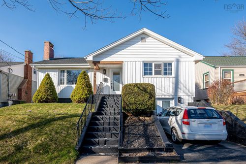 3405 Claremont St, Halifax, NS, B3L3L6 | Card Image