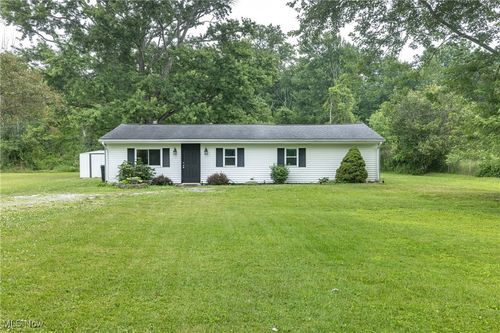 4109 Beach Rd, Medina, OH, 44256-7303 | Card Image