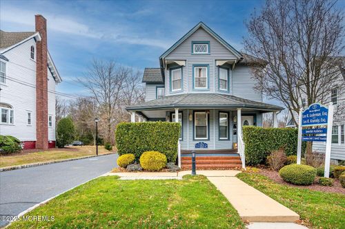 27 N Main St, Marlboro, NJ, 07746-1439 | Card Image