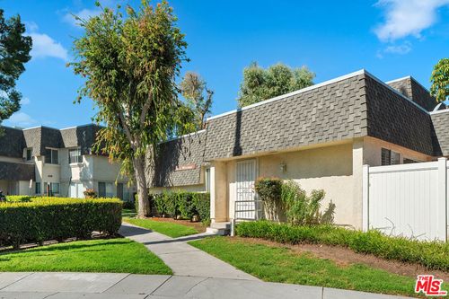 1-6521 Wystone Ave, Reseda, CA, 91335-5907 | Card Image