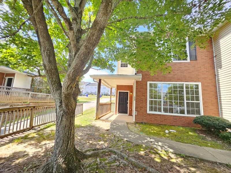 Hawkeye Ln, Conyers, GA 30012