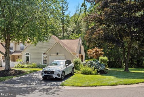 1720 Balas Cir, SOUTHAMPTON, PA, 18966-4035 | Card Image
