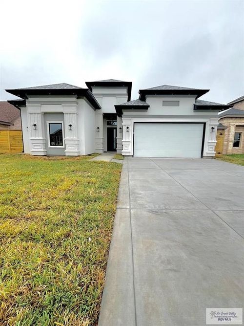 105 Justice Cir, San Benito, TX, 78586-3014 | Card Image