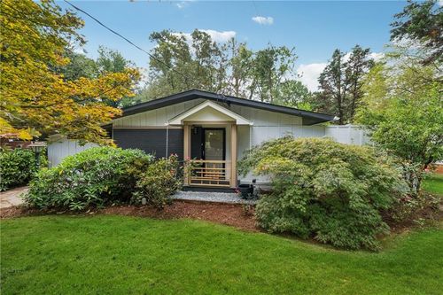 2010 Glenroy Dr Se, Smyrna, GA, 30080-2516 | Card Image