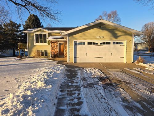 3720 Cedar Creek Ct, Fairmont, MN, 56031-2429 | Card Image