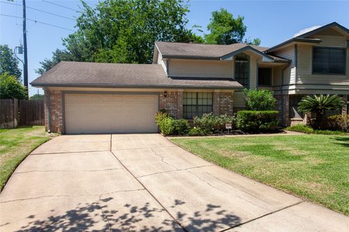 2019 Braesmeadow Ln, Sugar Land, TX, 77479-2250 | Card Image