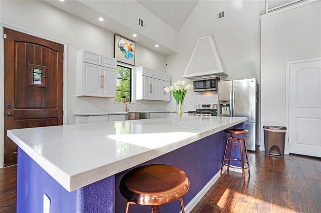 11215 Duane St, House other with 5 bedrooms, 3 bathrooms and null parking in Houston TX | Image 13