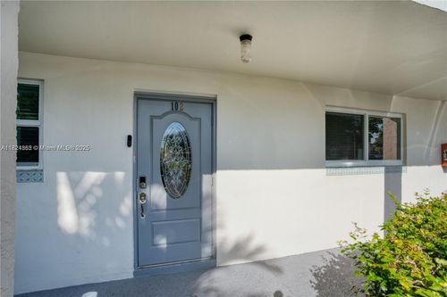 apt-102-8300 Sunrise Lakes Blvd, Sunrise, FL, 33322-1513 | Card Image